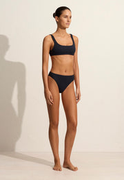 Nineties Classic Brief - Navy Crinkle - Matteau